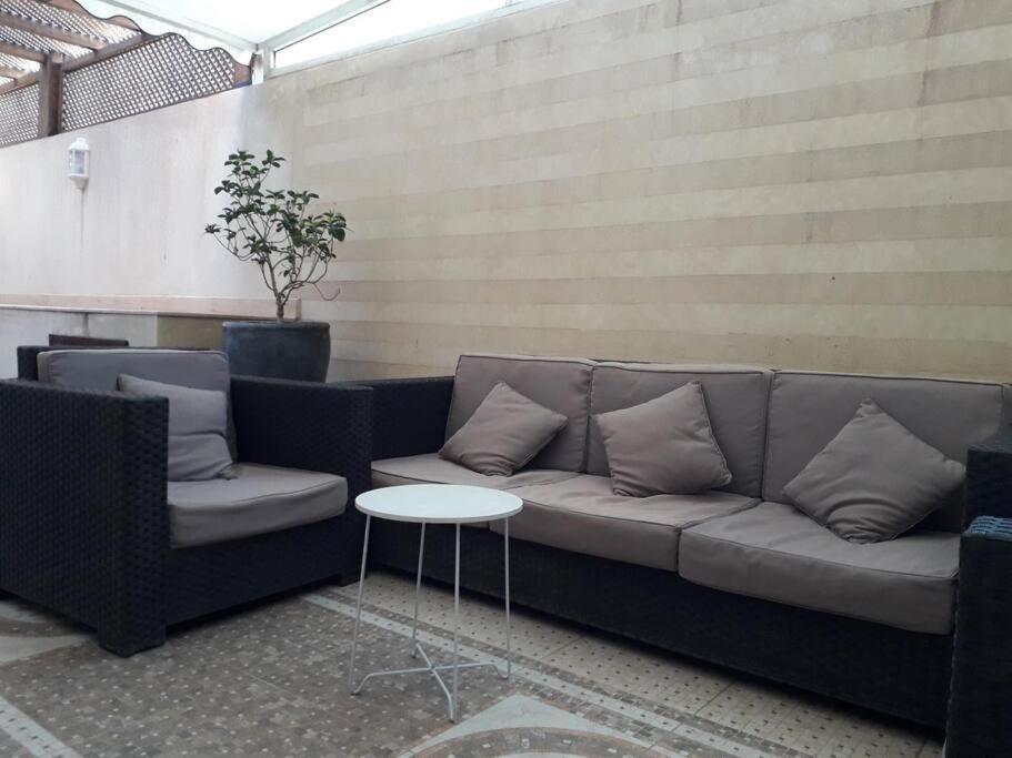 Stylish Gueliz Apartment With Beautiful Terrace Marrakesh Eksteriør bilde