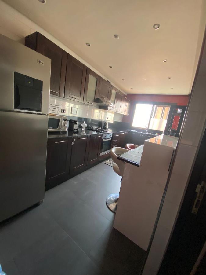 Stylish Gueliz Apartment With Beautiful Terrace Marrakesh Eksteriør bilde
