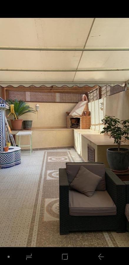Stylish Gueliz Apartment With Beautiful Terrace Marrakesh Eksteriør bilde